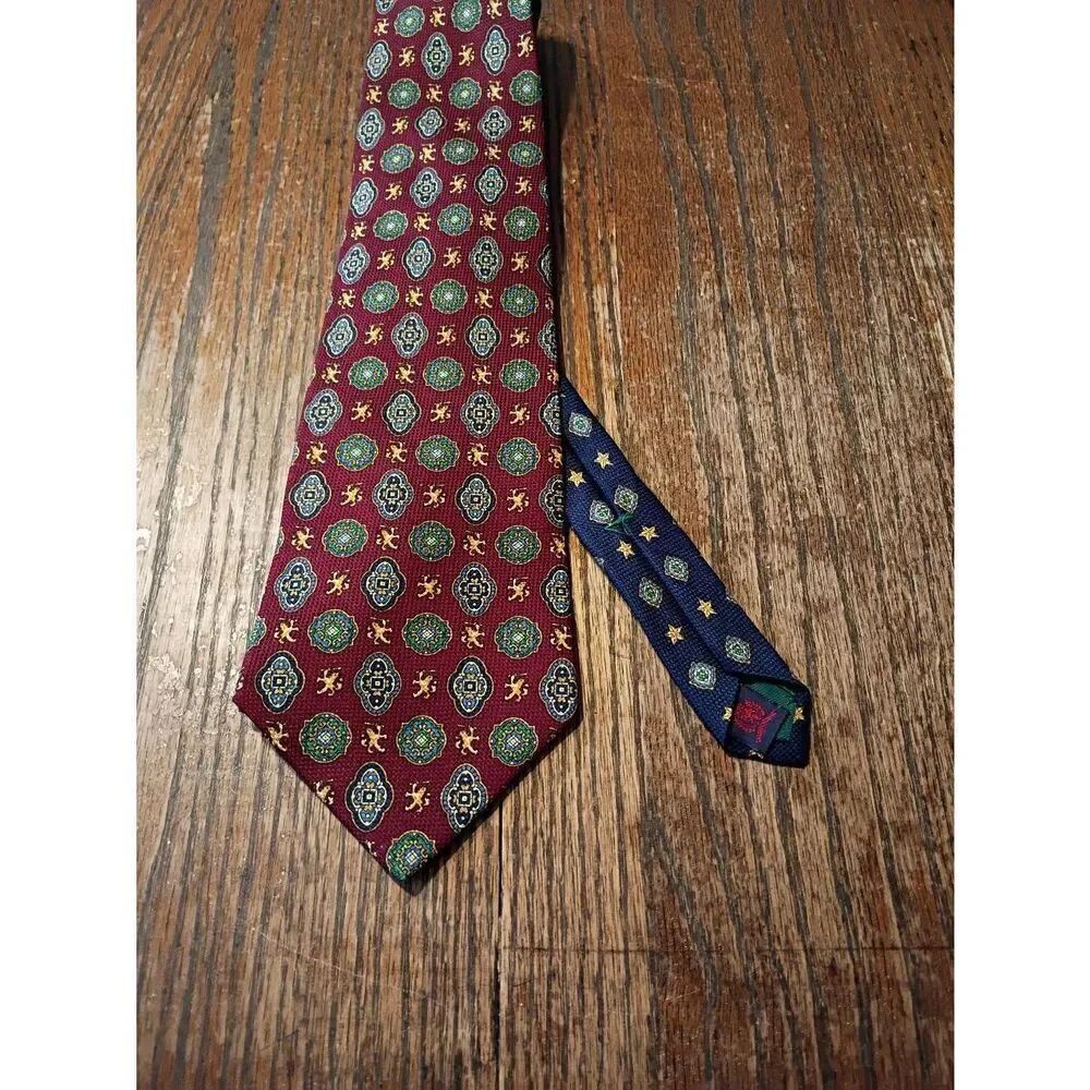 Vintage Tommy Hilfiger Dual Design Burgundy Green Gold Blue 100 Silk Necktie Tie